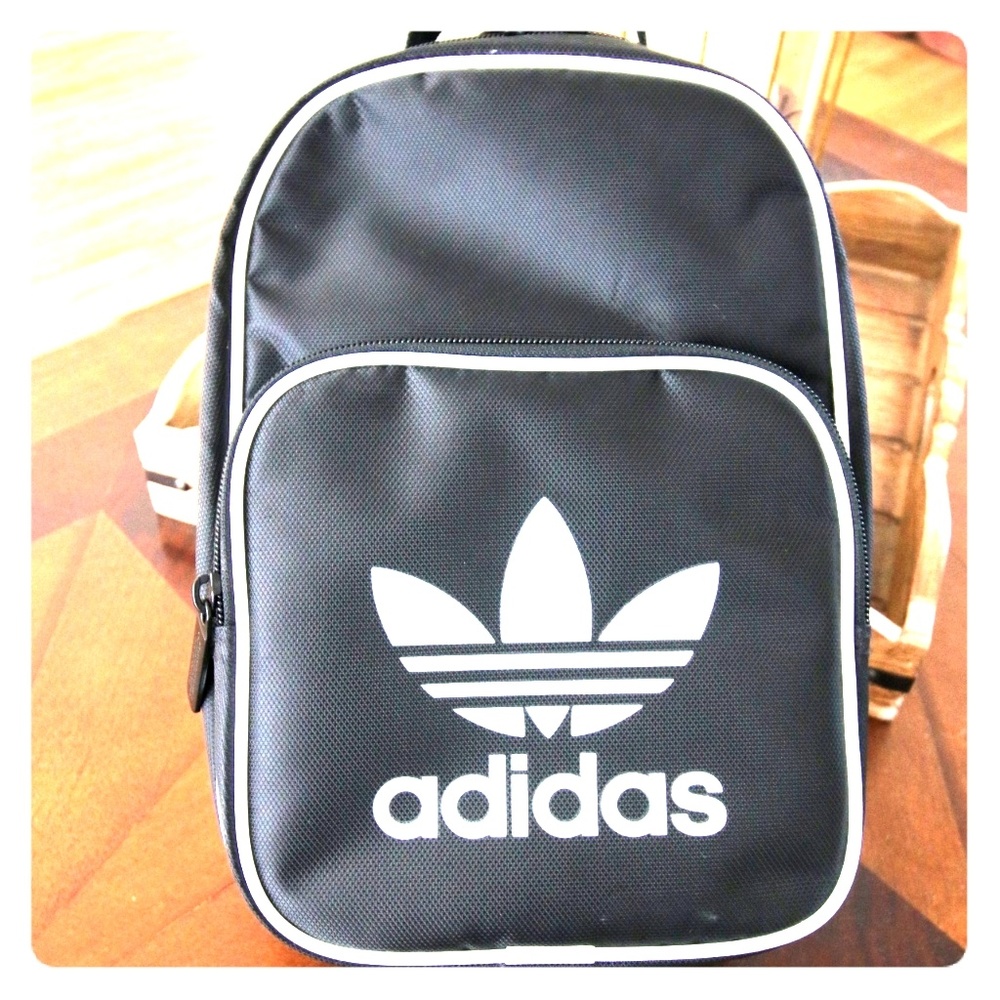 Adidas Originals Santiago Black Lunch Bag- Black